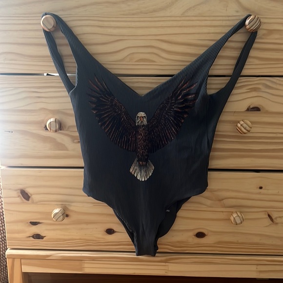 Boys + Arrows eagle swim suit - Picture 2 of 7